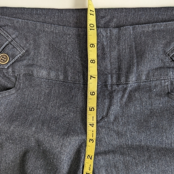 Miss Demeanor Button Cuffed Dark Wash Denim Stretchy Mid Rise Jean Shorts- sz 16 - Picture 9 of 12